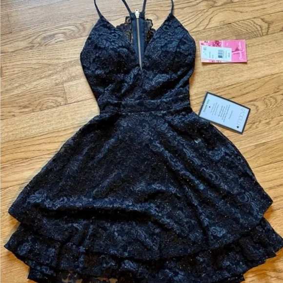 Emerald Sundae Dresses & Skirts - Gorgeous Black Dress